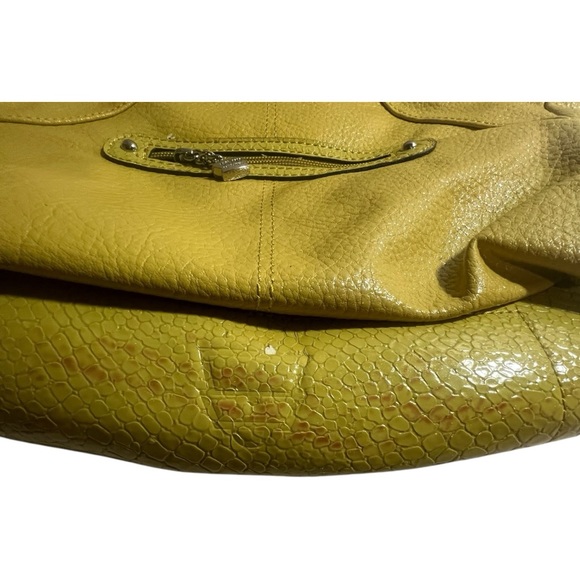 Kathy Van Zeeland yellow faux leather embelleced with rhinestones NWT - Picture 12 of 16